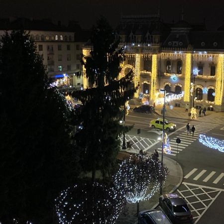 English Apartment Craiova Exterior photo